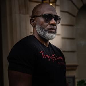 Meet your Posher, Derrick